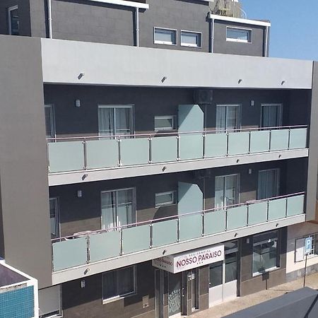 Residencial Nosso Paraiso Bed & Breakfast Quarteira Bagian luar foto