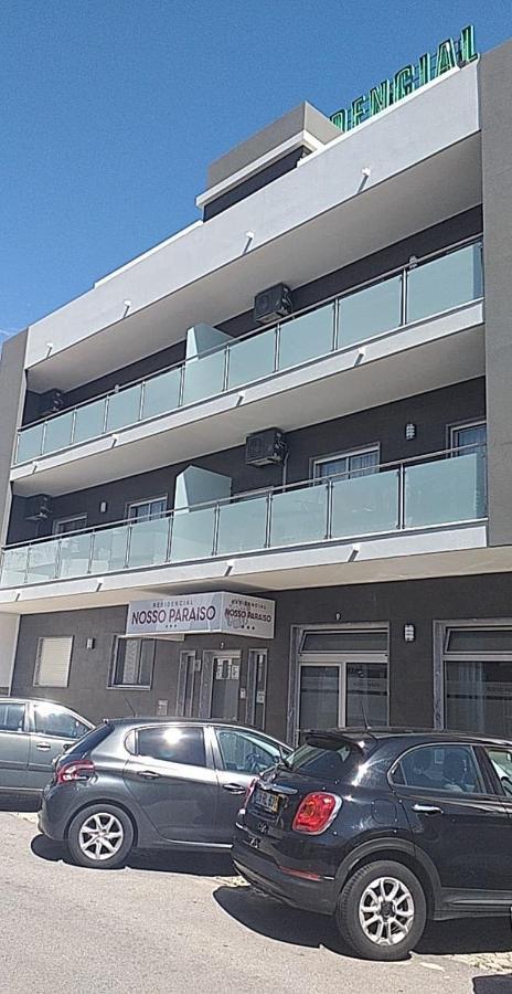 Residencial Nosso Paraiso Bed & Breakfast Quarteira Bagian luar foto