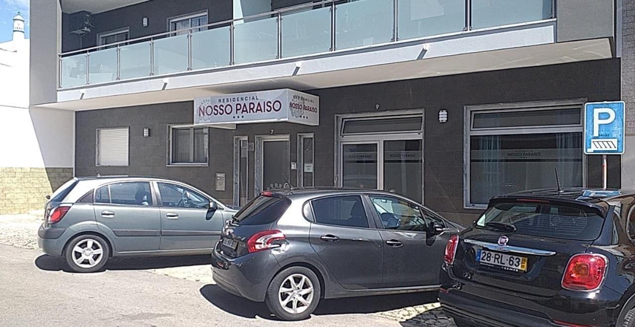 Residencial Nosso Paraiso Bed & Breakfast Quarteira Bagian luar foto